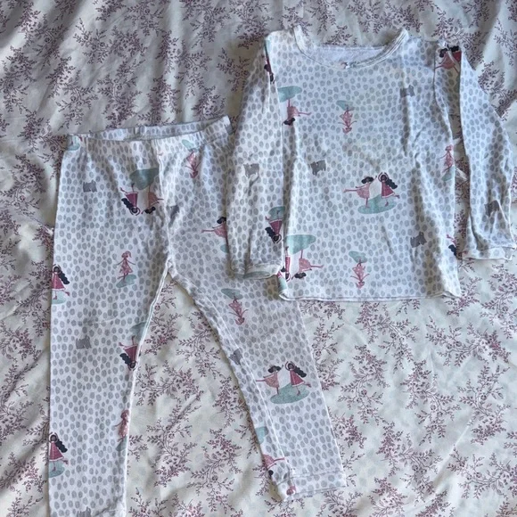 Girl’s 2T Winter Bundle | 13 Items - Picture 14 of 16